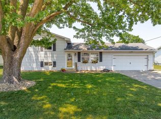 324 Division St, Dike, IA 50624