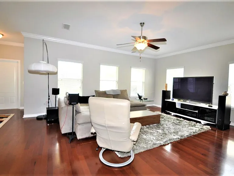8387 SW 78th Ln — Photo 5