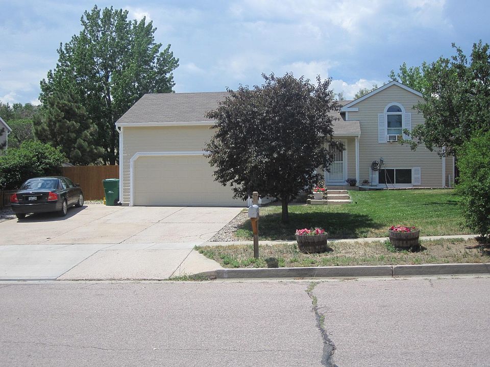 1st image of 1837 Palm Dr