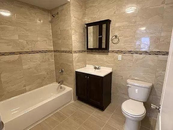 5th image of 8617 Kingston Pl APT 2