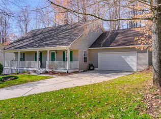 7503 Bartonshire Ct, Oak Ridge, NC 27310