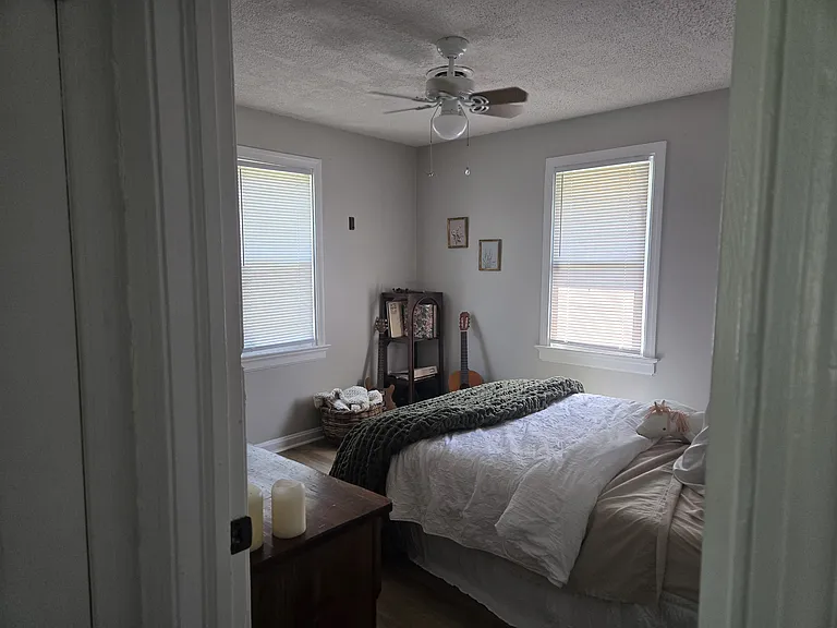 1115 Stewart Dr — Photo 12