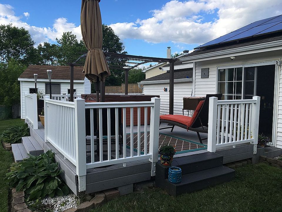 2nd image of 33 Twin Wells Ct