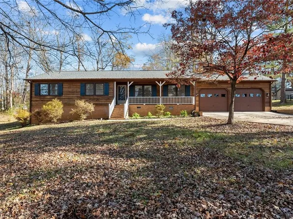 2942 Woodside Ave, Graham, NC 27253