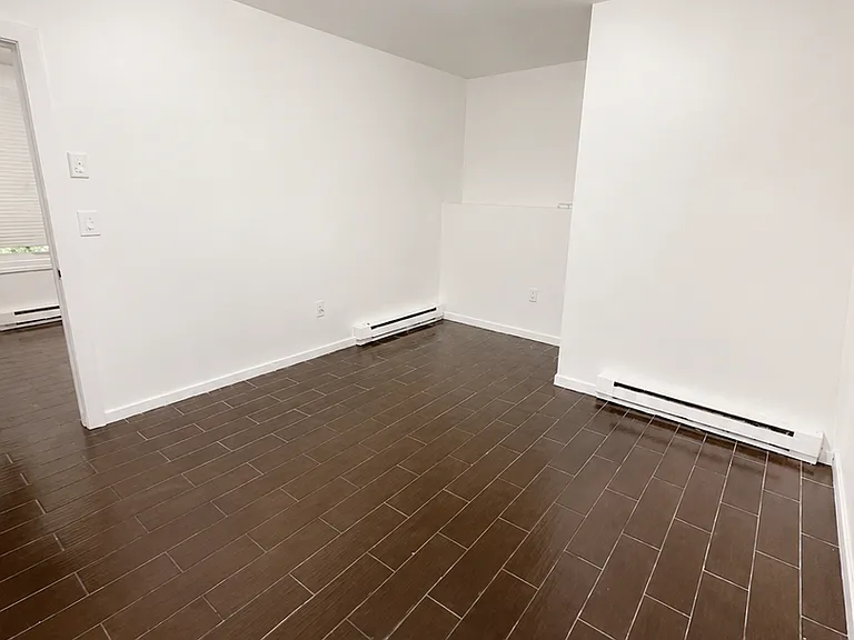 11 Summer St #1B — Photo 4