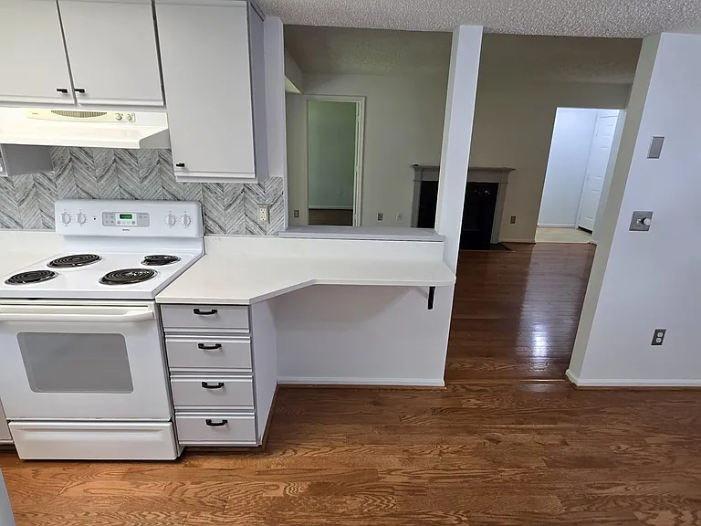 9210 Caspian Way #201 — Photo 5