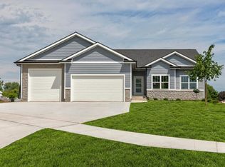 197 E Bridge Rd, Polk City, IA 50226