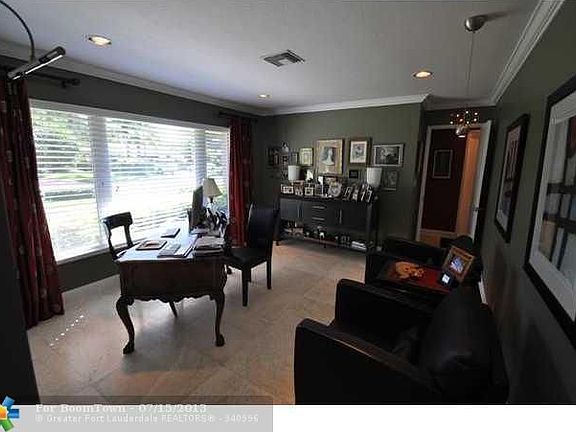 5th image of 2632 NE 37th St