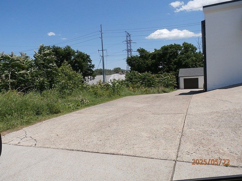 2nd image of 199C Little Green St