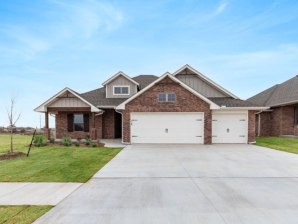 Homes by Taber Blue Spruce Floor Plan - 9309 NW 118th St - Nichols Creek