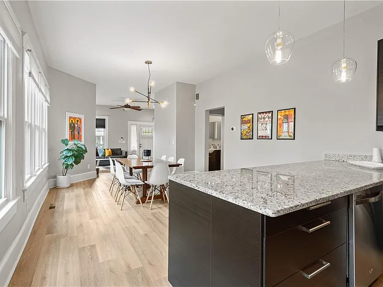 1412 Allene Ave SW — Photo 16