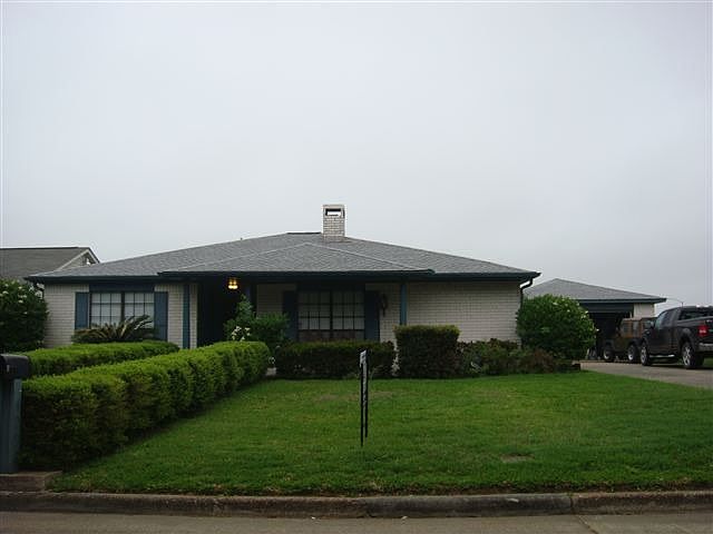 1st image of 8429 Greenbriar Ln