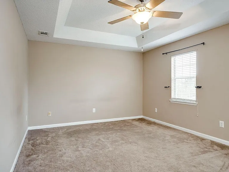 2508 Sand Ridge Ct — Photo 22