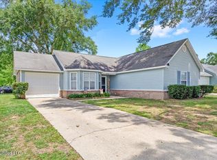 14210 Maple Ct, Gulfport, MS 39503