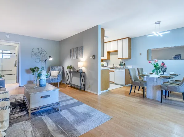 2025 California St APT 46, Mountain View, CA 94040