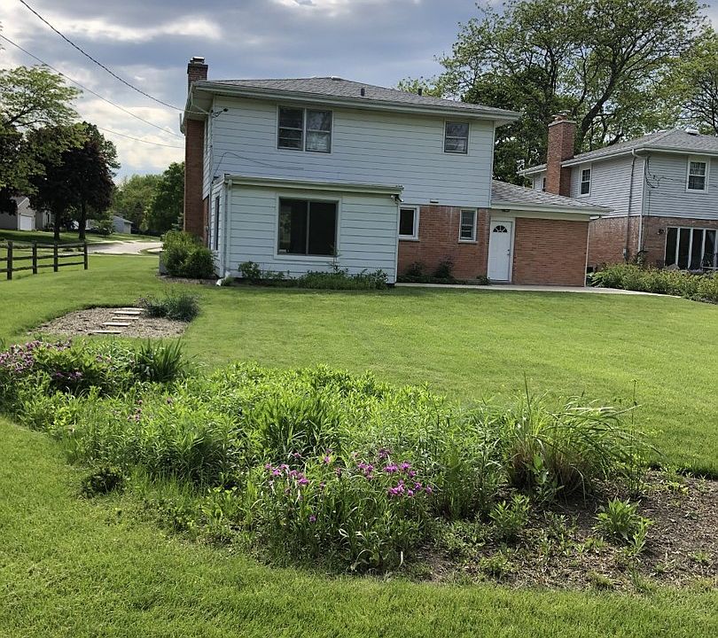 2nd image of 1219 Carlisle Pl