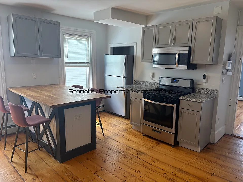 130 Sutton St