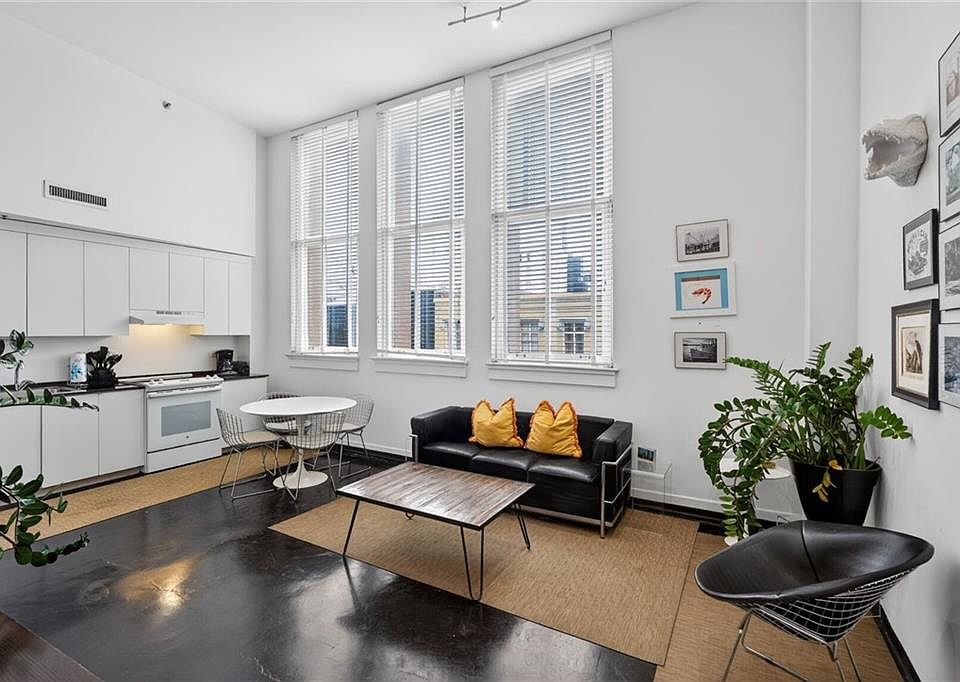 1st image of 334 Carondelet St APT 410