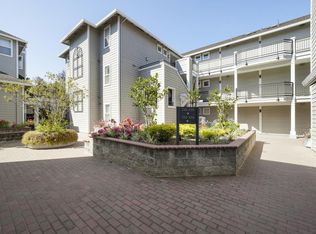 1982 W Bayshore Rd APT 223, East Palo Alto, CA