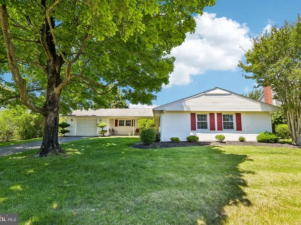 4015 Woodrow Ln, Bowie, MD 20715