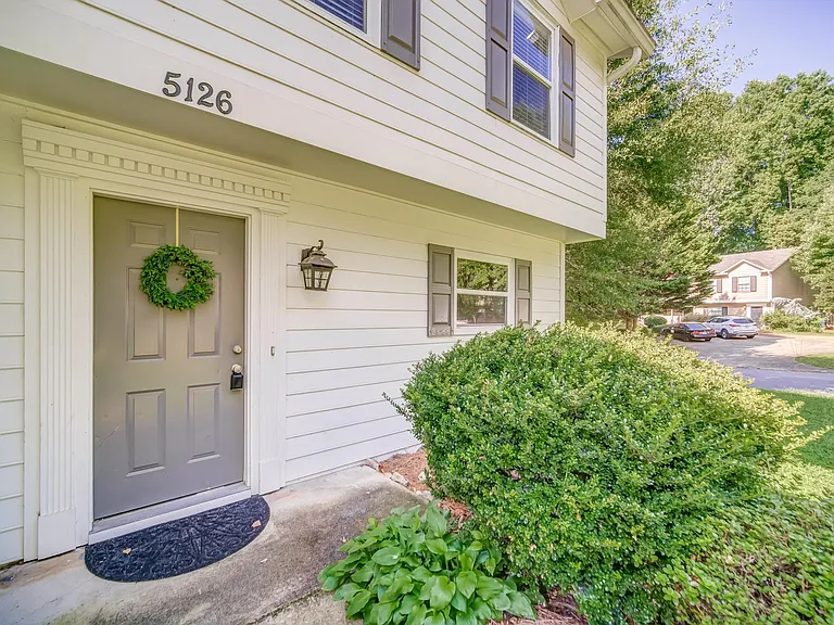 5126 Village Green Way — Photo 2
