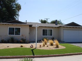 871 Sapphire Ln, Corona, CA 92882