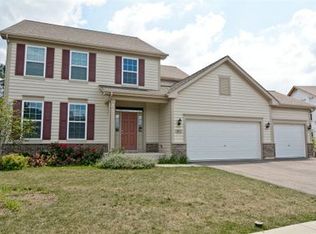 911 Oak Ridge Blvd, Elgin, IL 60120