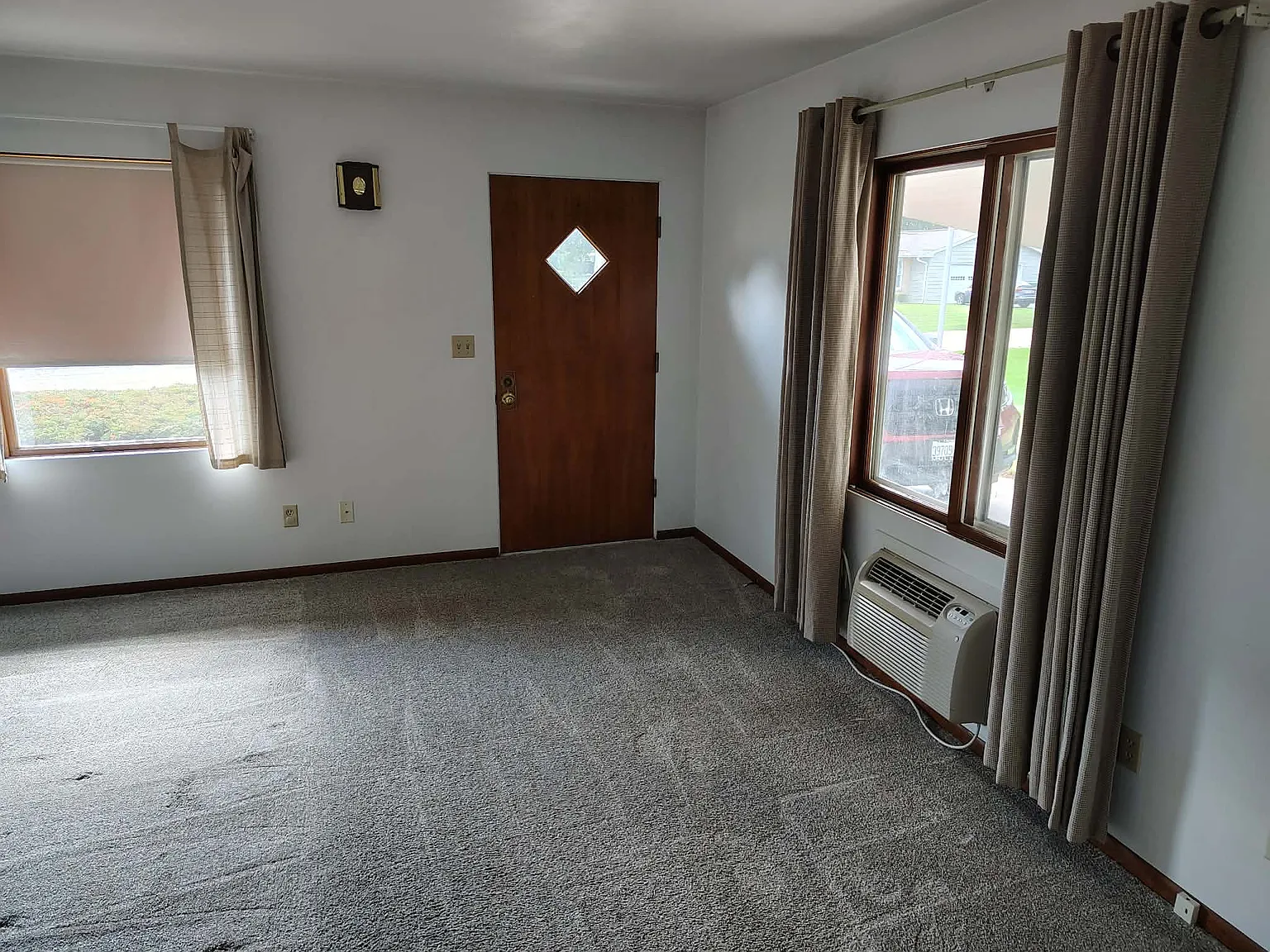 2 bed, 1040 sqft, $1,495 — Photo 2
