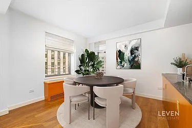 Dining area thumbnail