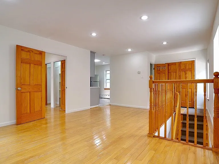108 Hutton St #2 — Photo 3