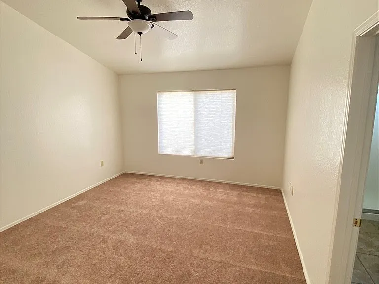 9012 Starmount Dr — Photo 11