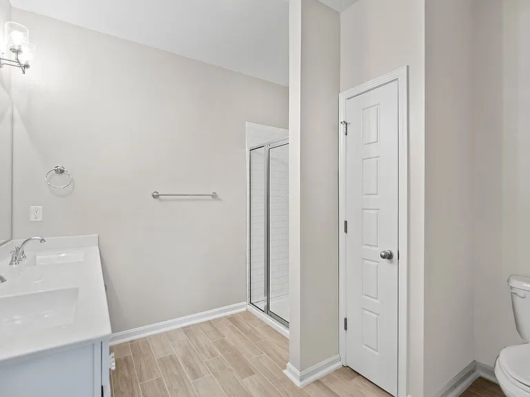 4205 Taylor Cove Ct — Photo 16