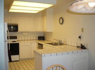 476 Creekside Ln, Morgan Hill, CA 95037