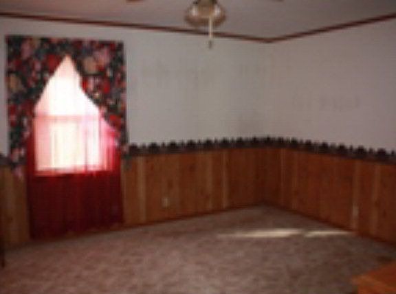 5th image of 819 N Hyden