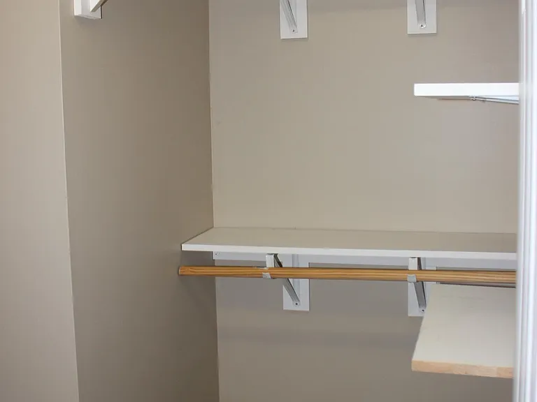 9321 Line Dr — Photo 11