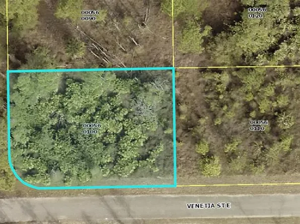 CORNER LOT LOT 10, LEHIGH ACRES, FL 33974
