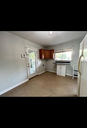 4th image of 1231 Olwen Dr