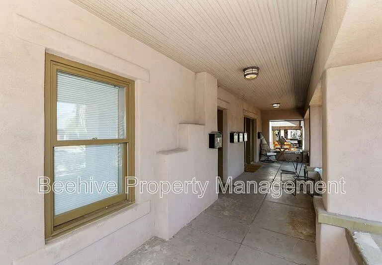 1301 W Monroe St #4 — Photo 7