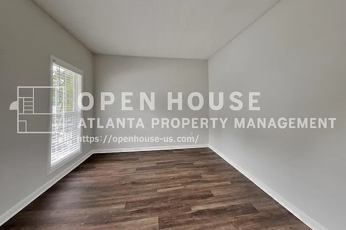 114 Tannin Ct — Photo 21
