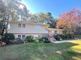 118 Karen Dr, Clemson, SC 29631