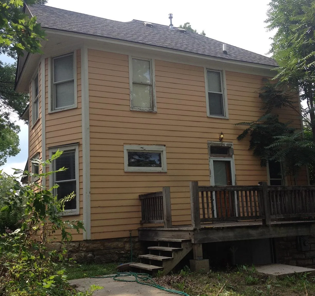 4 bed, 1764 sqft, $3,000 — Photo 1
