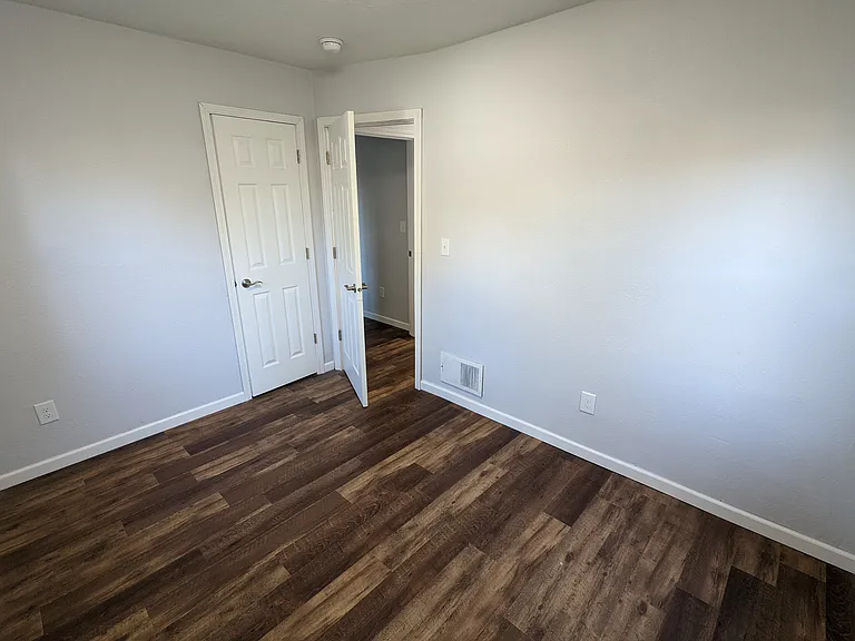 328 South St — Photo 9