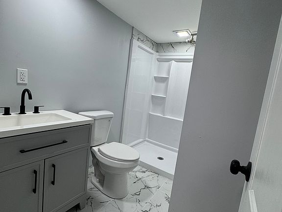 5th image of 167 Rocky Top Rd #1