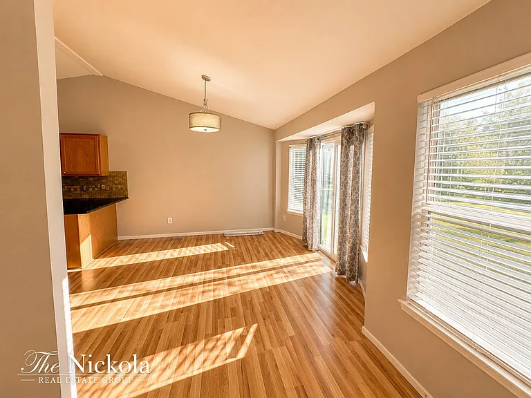 3132 Louis Dr — Photo 16