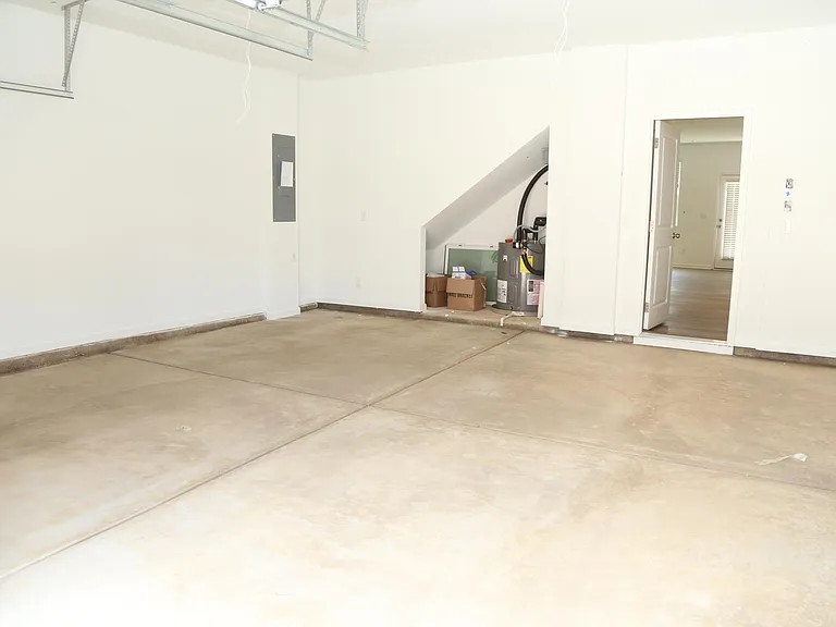 2 Car Garage