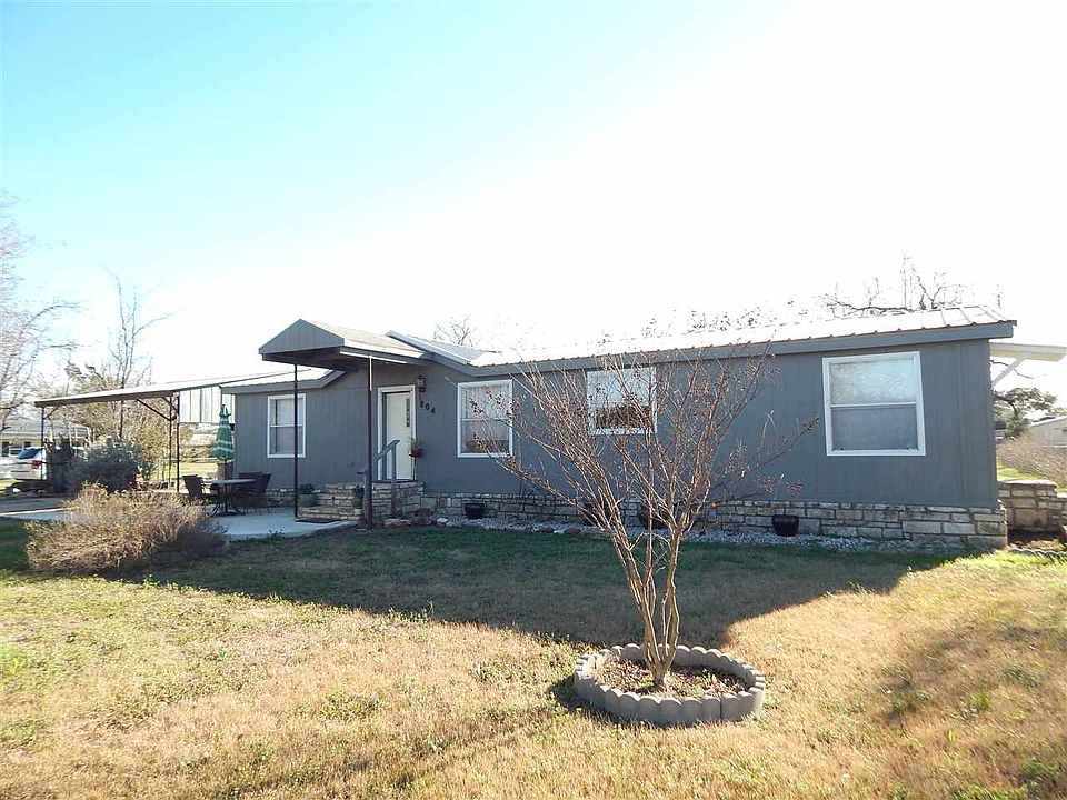 1st image of 804 Jackson Dr