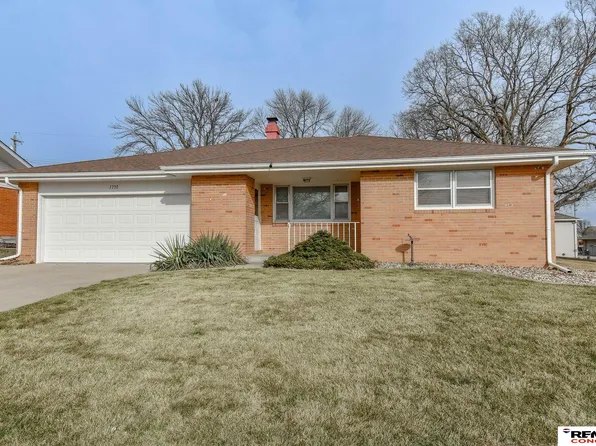 7730 Colby St, Lincoln, NE 68505