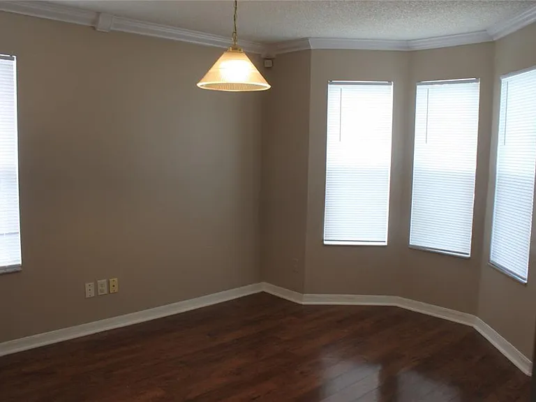 3814 Roseboro St — Photo 6