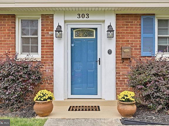 4th image of 303 Winslow Rd