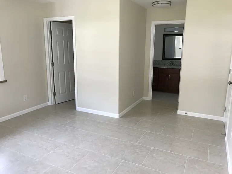2721 Puunui Ave — Photo 6